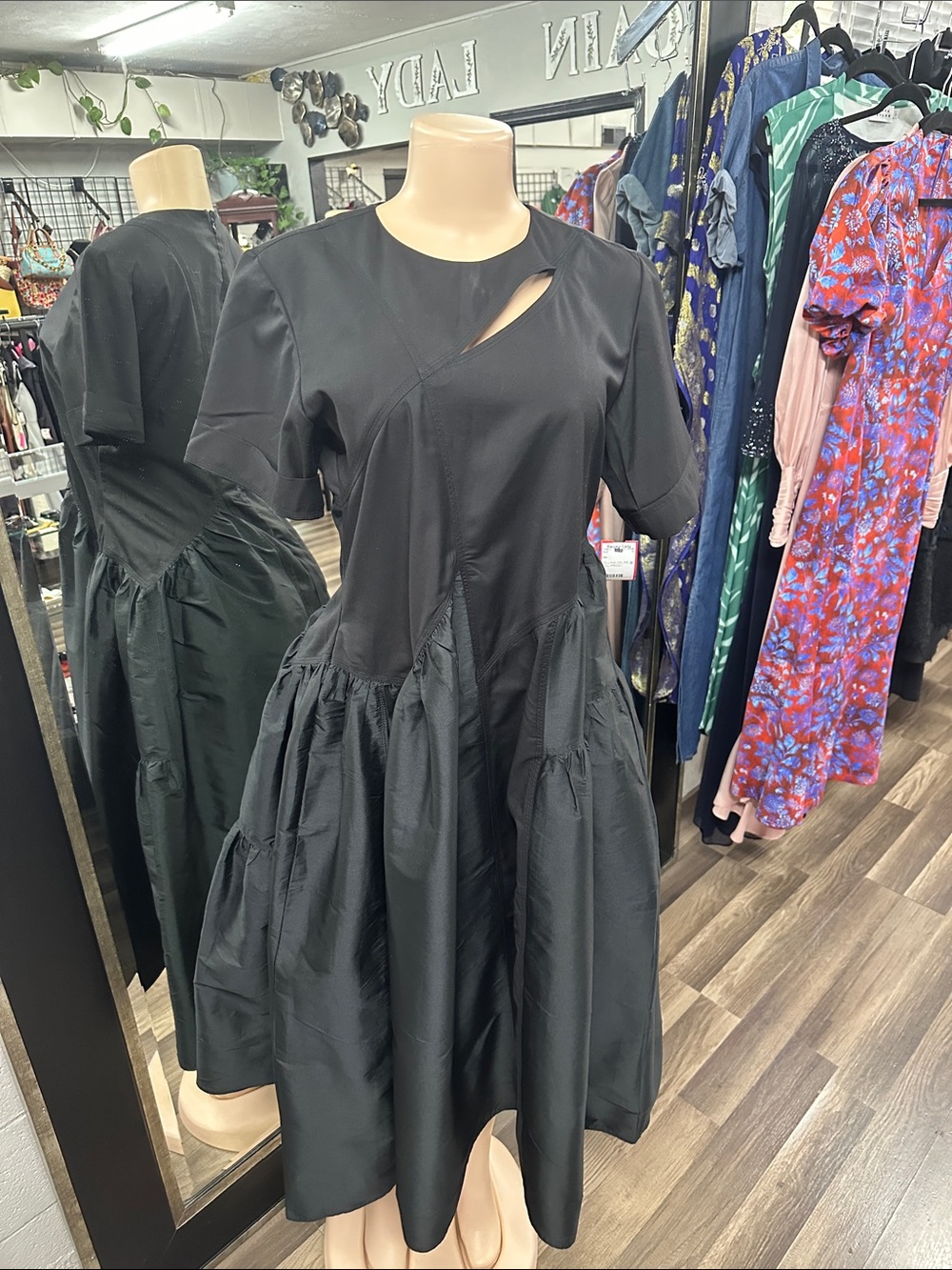 Black Short-Sleeve Tiered Midi Dress with Cutout